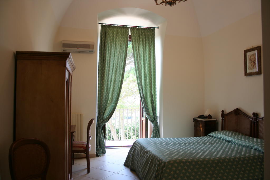 ホテルAgriturismo Antico Leccio ジョーイア・デル・コッレ 部屋 写真